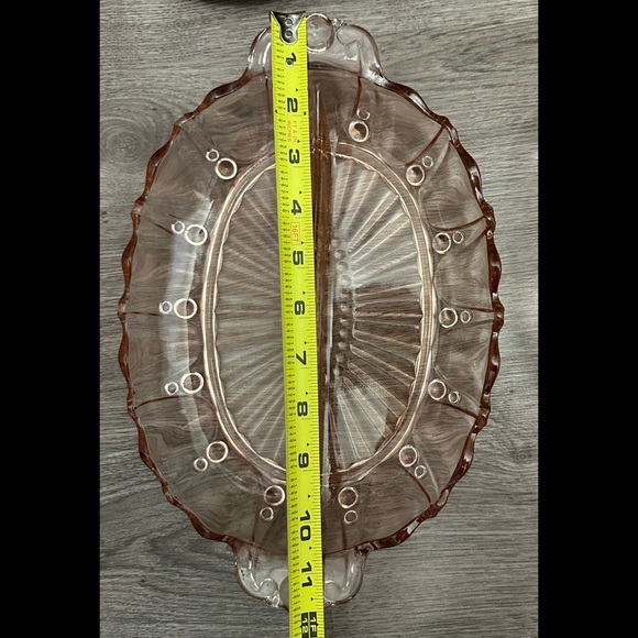 Vintage pink oyster and pearl divided relish dish - Picture 4 of 6